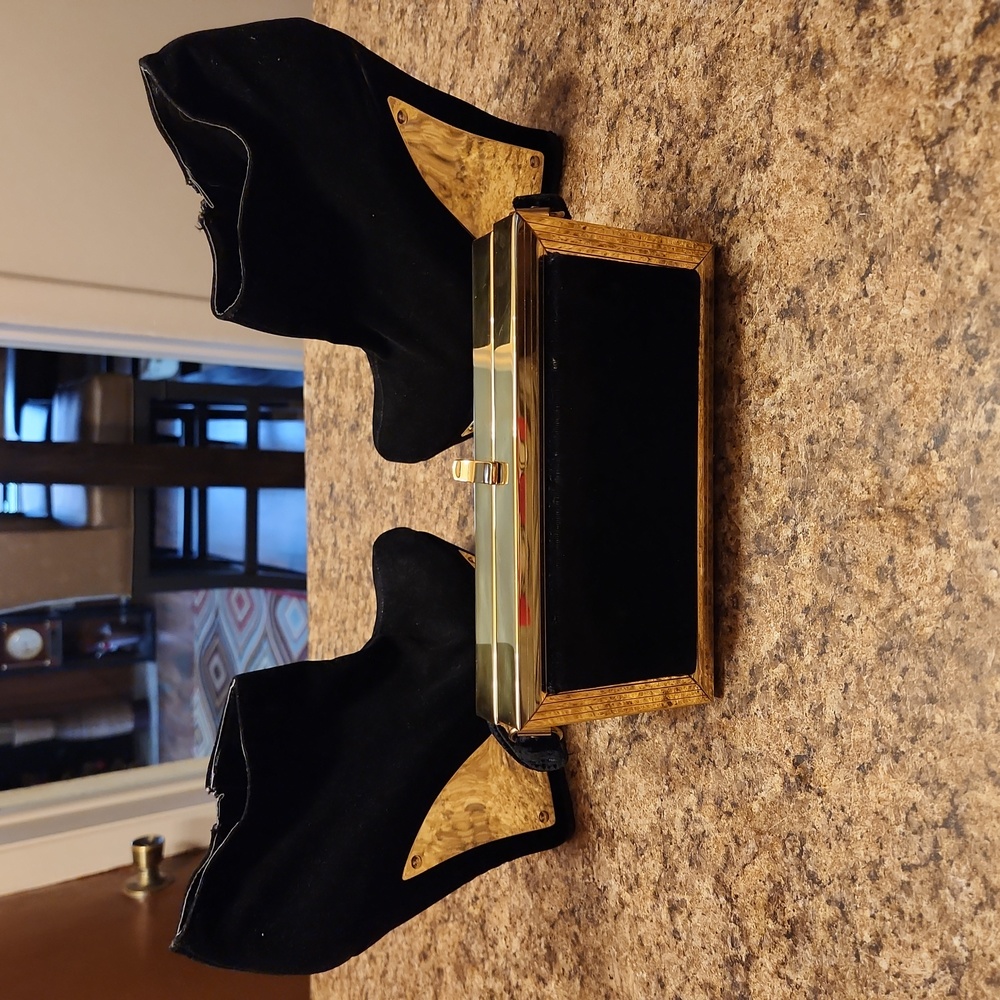 WEDGE BOOTIE SIZE 8 AND CLUTCH SET
